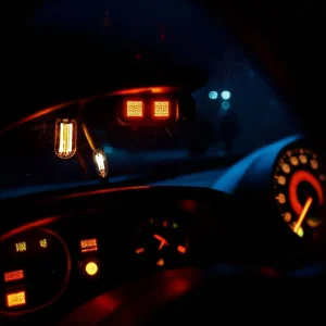 Фото по теме: Почему мигают приборы на панели